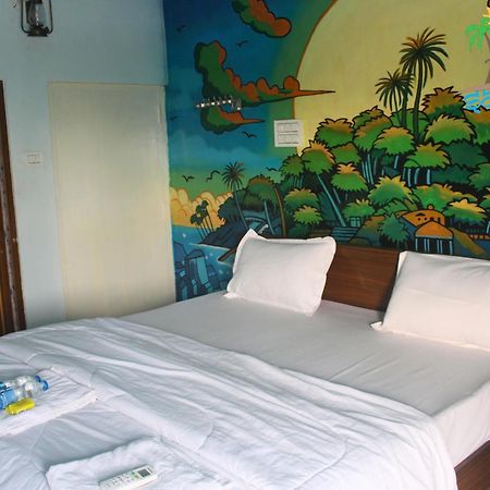 Saghar House Hotel Visakhapatnam Eksteriør billede