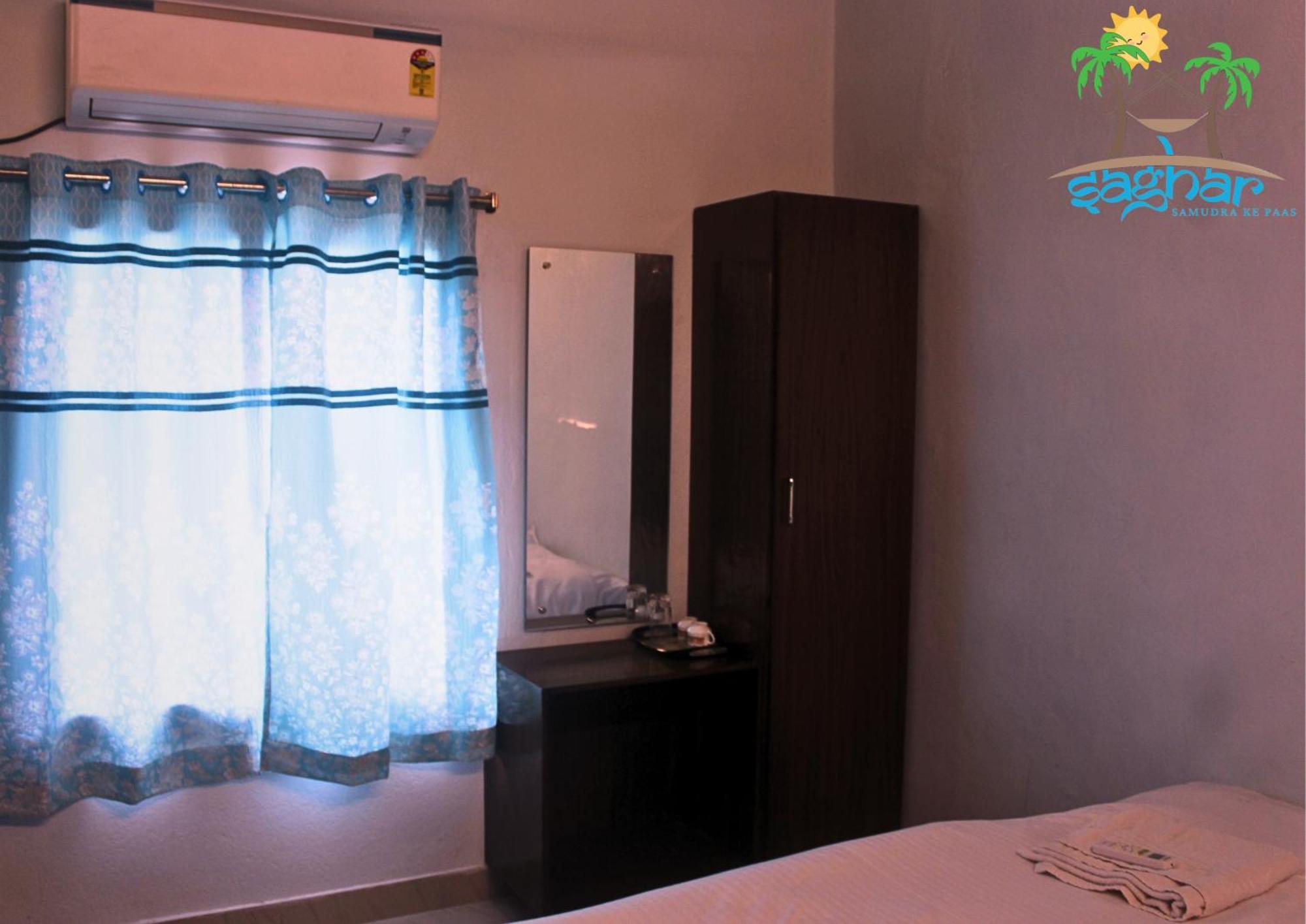 Saghar House Hotel Visakhapatnam Eksteriør billede